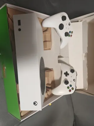 Xbox Series S Bianca + 2 Controller