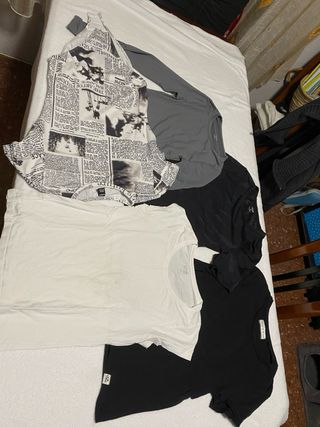 Lote 4 Camisetas Básicas Mujer Talla XS/M