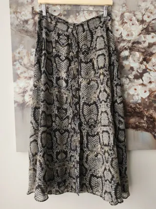 Falda Massimo Dutti estampado serpiente