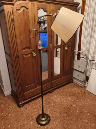 Lámpara de pie VINTAGE cristal y metal