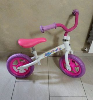 Bicicleta infantil rosa y morada