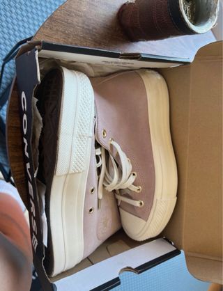 Converse rosas y blancas nuevas no negociables