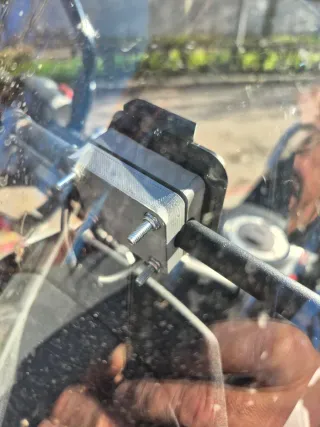 Fijación moto para soporte GPS Garmin