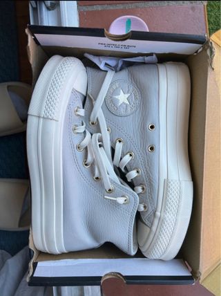 Converse grises y blancas nueva no negociable