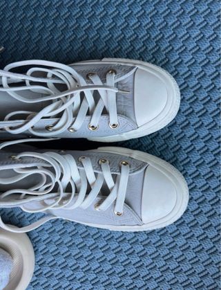 Converse grises y blancas nueva no negociable