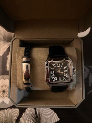 Reloj Skyline Cuadrado Negro y Plateado