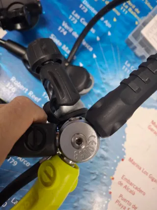 Regulador buceo Scubapro MK25