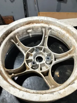 Llantas Yamaha Aerox