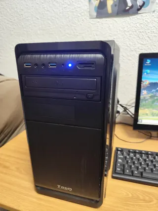 Ordenador sobremesa Negro Completo