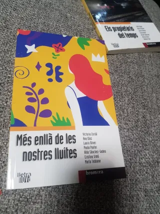 2 libros en valenciano