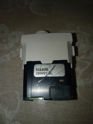 Variatore luce Bticino living light NT4406 230V