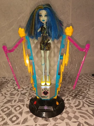 Monster High Fusión Freaky Muñeca