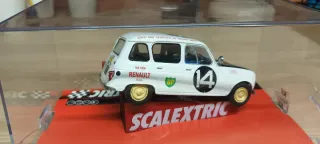 Coche Scalextric Renault 4L BP