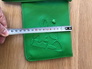 Bolso de mano Pinko verde con dibujo