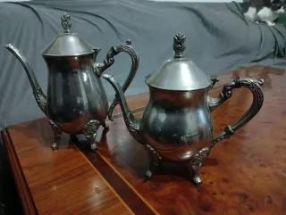 Set di teiere e fruttaio in argento