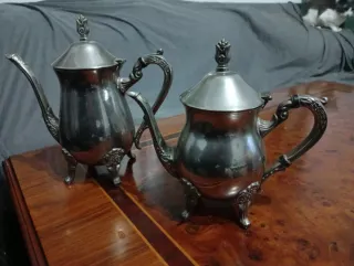 Set di teiere e fruttaio in argento