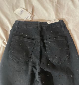 Pantalones vaqueros negros con pedrería