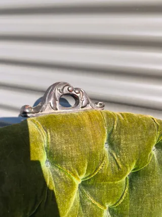 Silla noddy verde oliva antigua buen estado