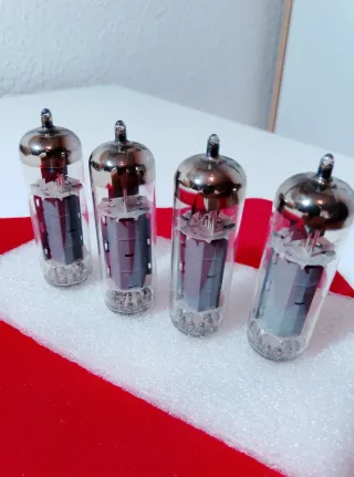 Válvulas Siemens EL84 (4 unidades)