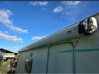 Toldo Fiamma F45s con cerramiento Inaca