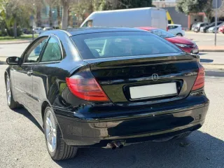 Mercedes-Benz Clase C 240 Gasolina