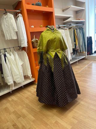 Traje Baturra Marrón y Dorado