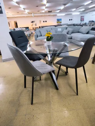 Mesa redonda cristal y patas metalicas