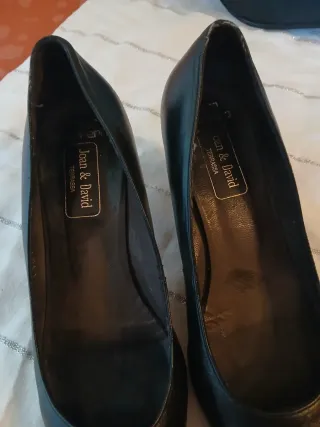 Zapatos de tacón negros