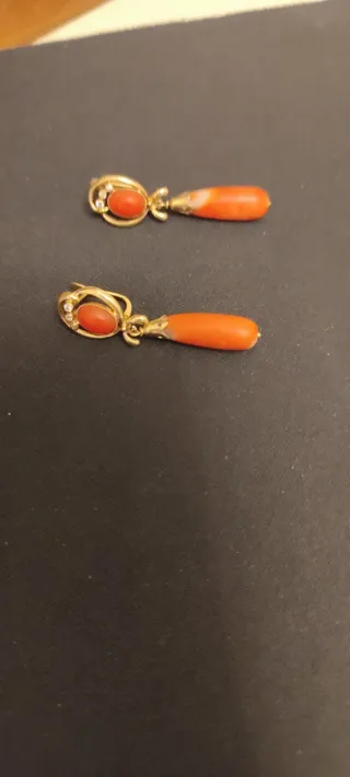 Pendientes Oro 18k Coral
