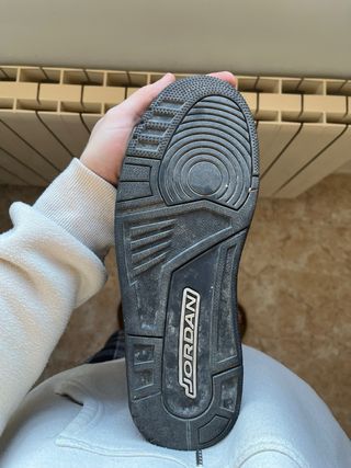 Jordan 3 Retro Black Cat 42.5
