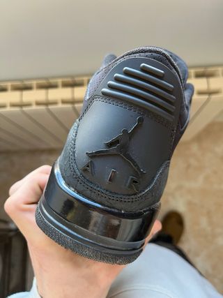 Jordan 3 Retro Black Cat 42.5