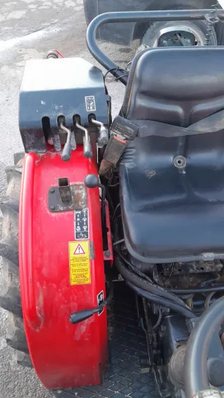 Tractor Antonio Carraro 5800 Supertiger