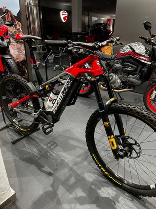Bicicleta Eléctrica Ducati Corse