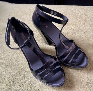 Sandalias tacón Melissa talla 38