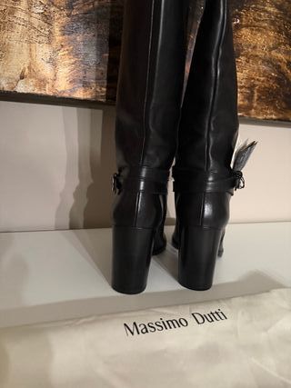 Botas altas Massimo Dutti pretas