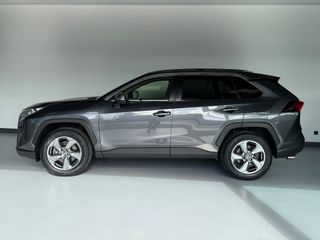 Toyota Rav4 2.5l 220H Luxury
