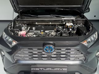 Toyota Rav4 2.5l 220H Luxury