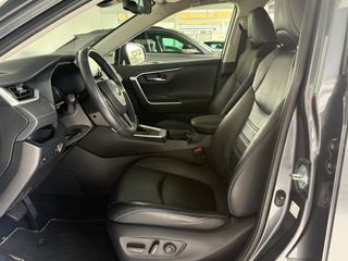 Toyota Rav4 2.5l 220H Luxury