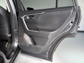 Toyota Rav4 2.5l 220H Luxury