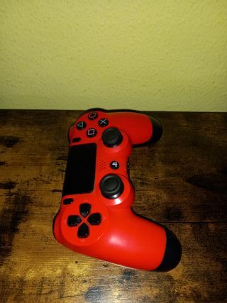 Mando Dualshock PS4 Rojo