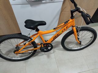 Bicicleta infantil naranja 20"