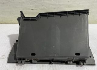 Guantera toyota 5555047062c0 prius (nhw20) 144051