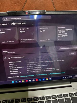 Portátil Lenovo OLED 32GB RAM 1TB SSD Snapdragon X