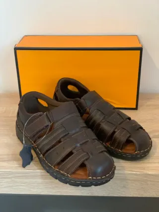 Sandalias de PIEL. Numero 42