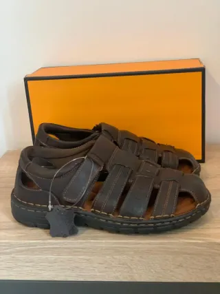 Sandalias de PIEL. Numero 44