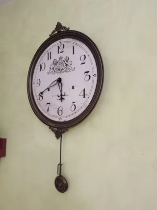 Reloj de pared antiguo