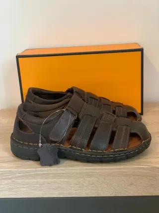 Sandalias de PIEL. Numero 45