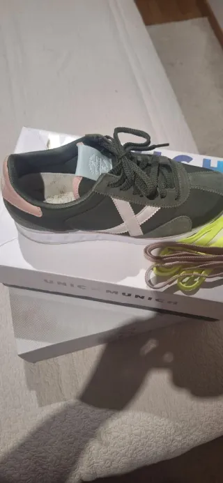 Zapatillas Munich Verde y Rosa