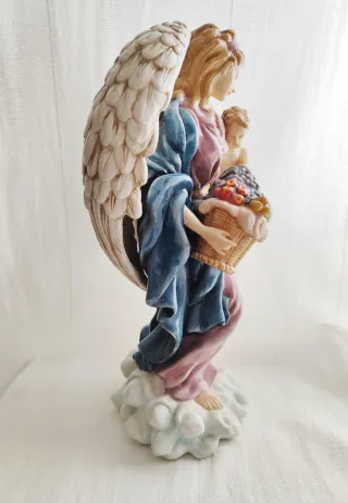 Figura de ángel porcelana PB
