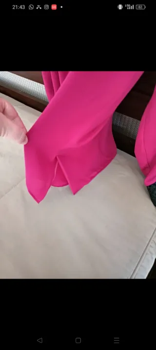 Blusa de seda com elastano e renda